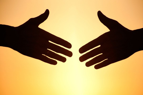 公司積極參與精準(zhǔn)扶貧活動(dòng)，捐款10萬元